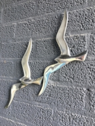 Pair of silhouette seagulls - like bird silhouette, aluminum.